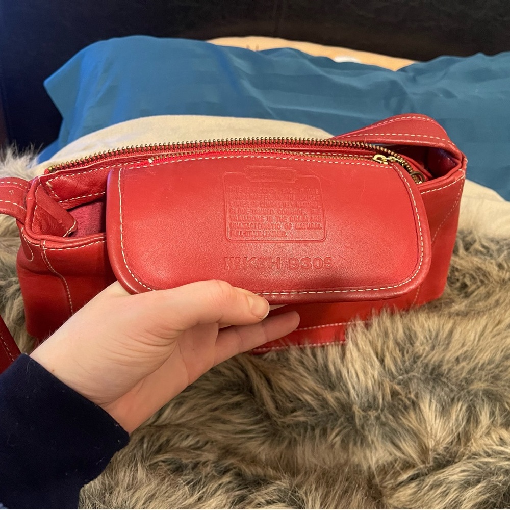 Coach red leather bag - Picture 8 of 9